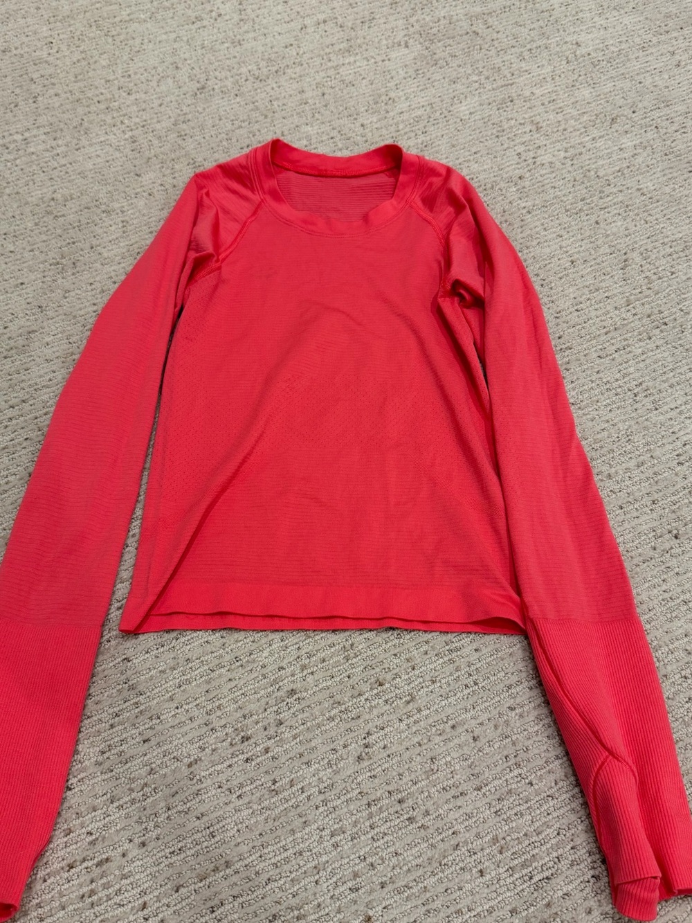 ❤️LULULEMON SWIFTLY TECH LONG SLEEVE CORAL❤️